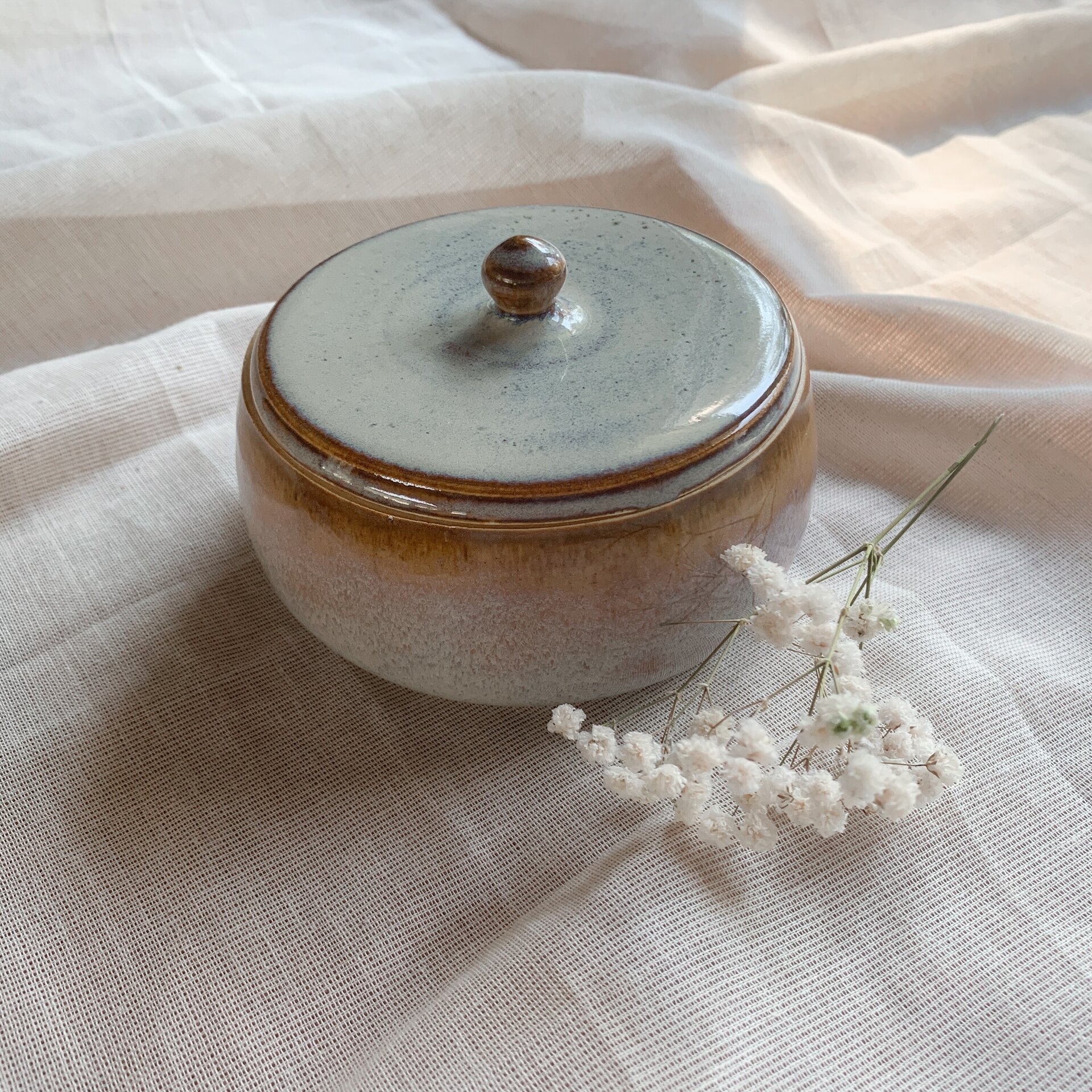 Tarro Arena bajo tapa plana - 4