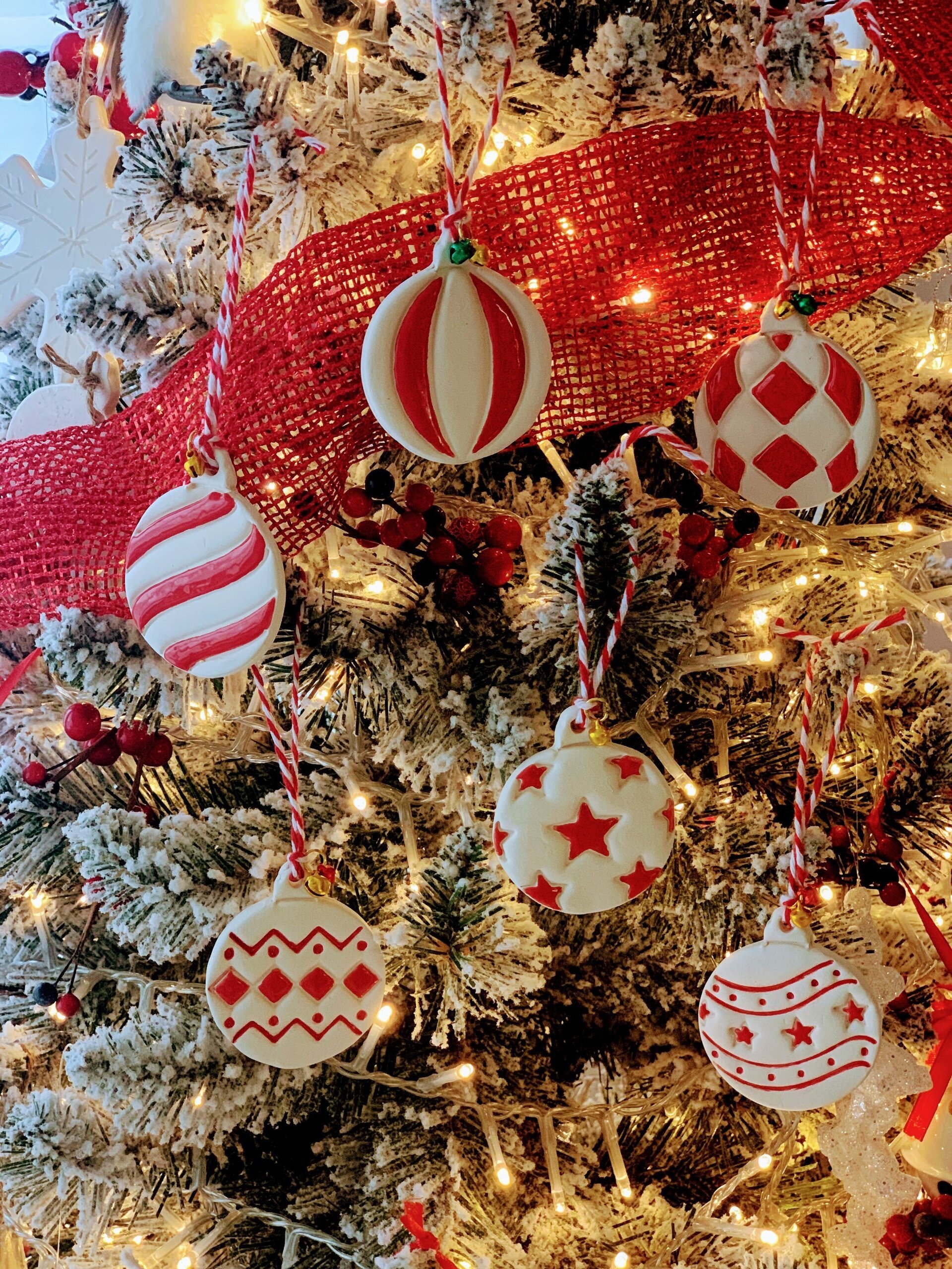 Bolas planas de cerámica para árbol de Navidad. - 3