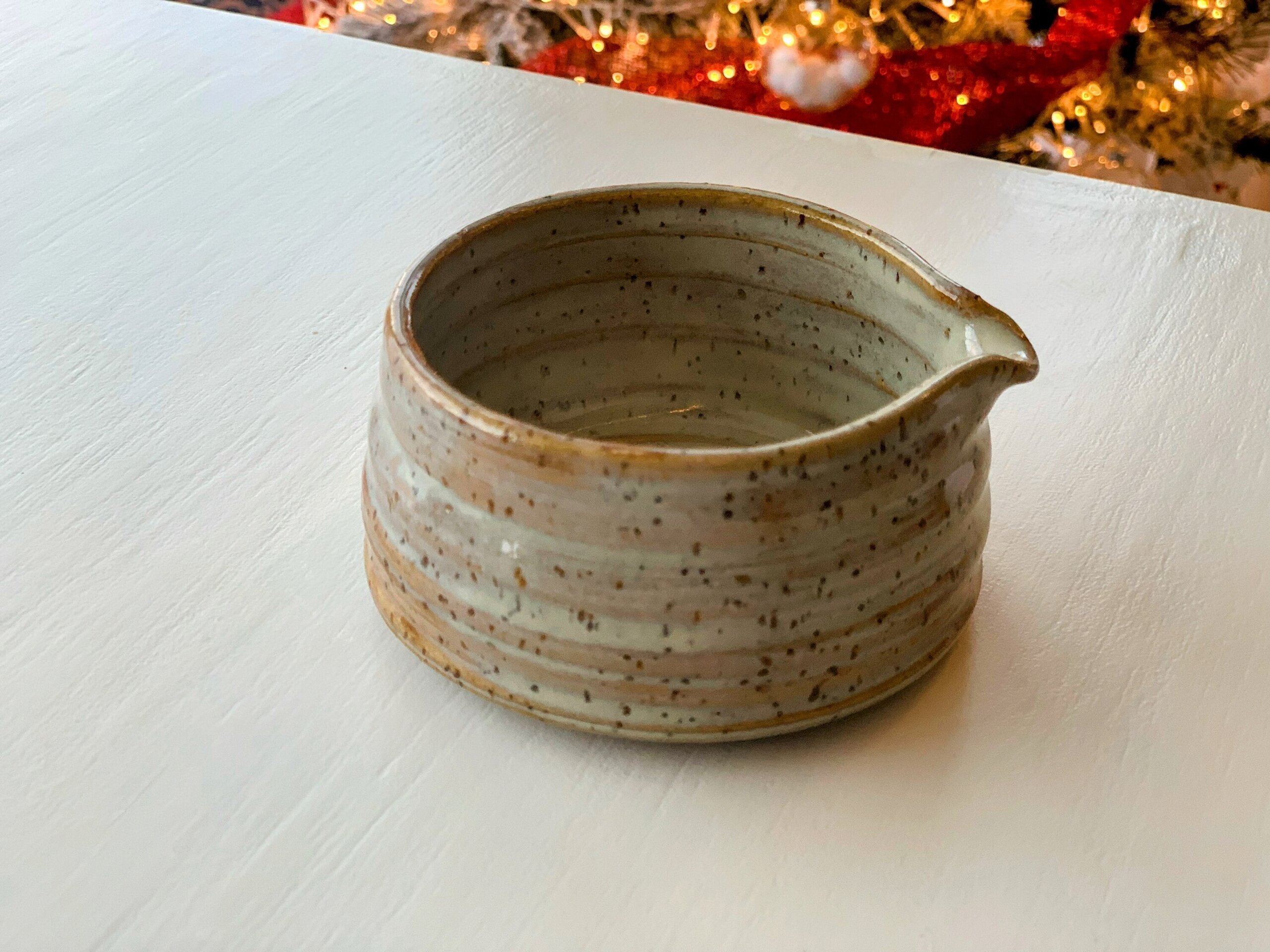 Jarra para té matcha color tostado - 3