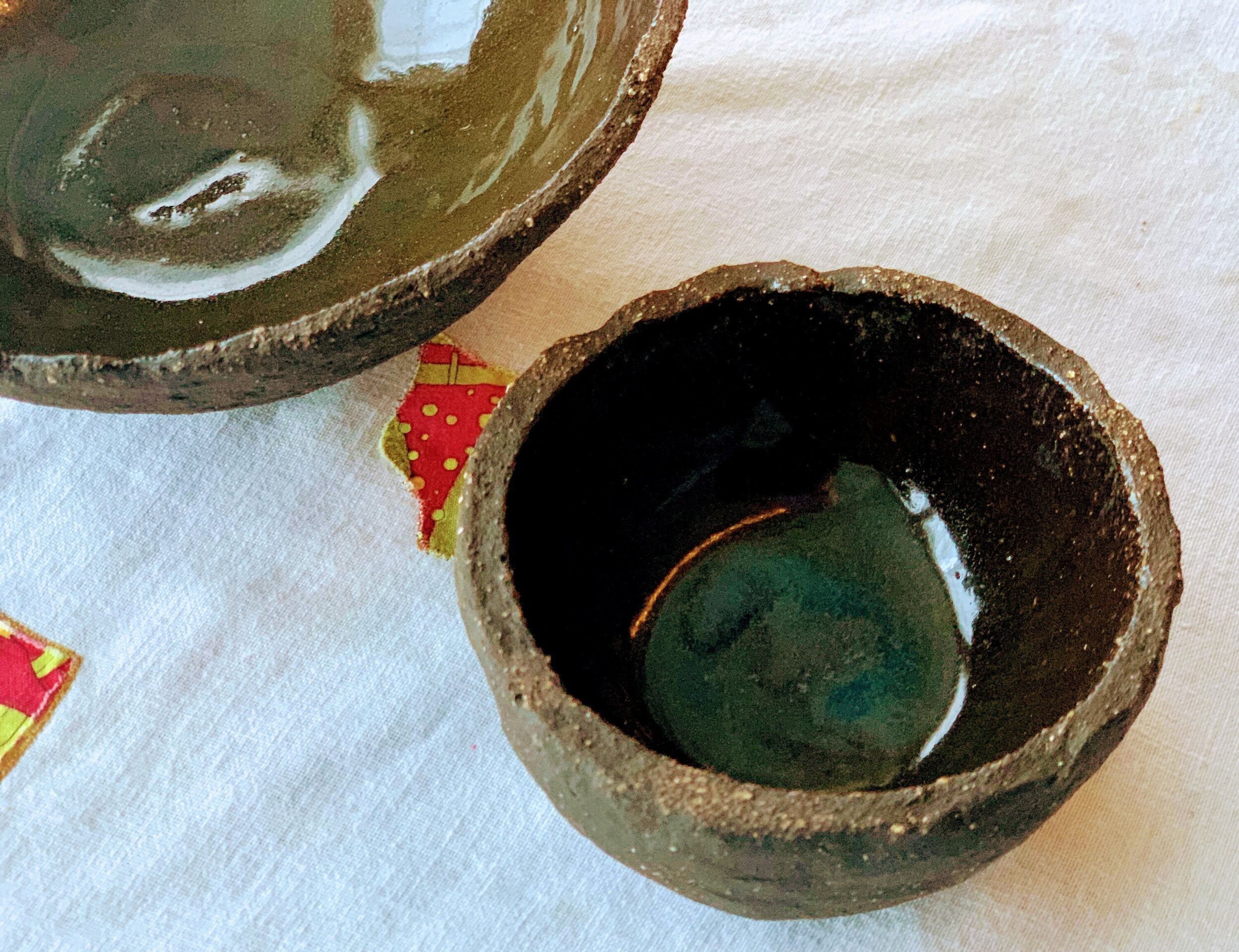 Juego de un cuenco grande y otro pequeño, en gres negro - 6