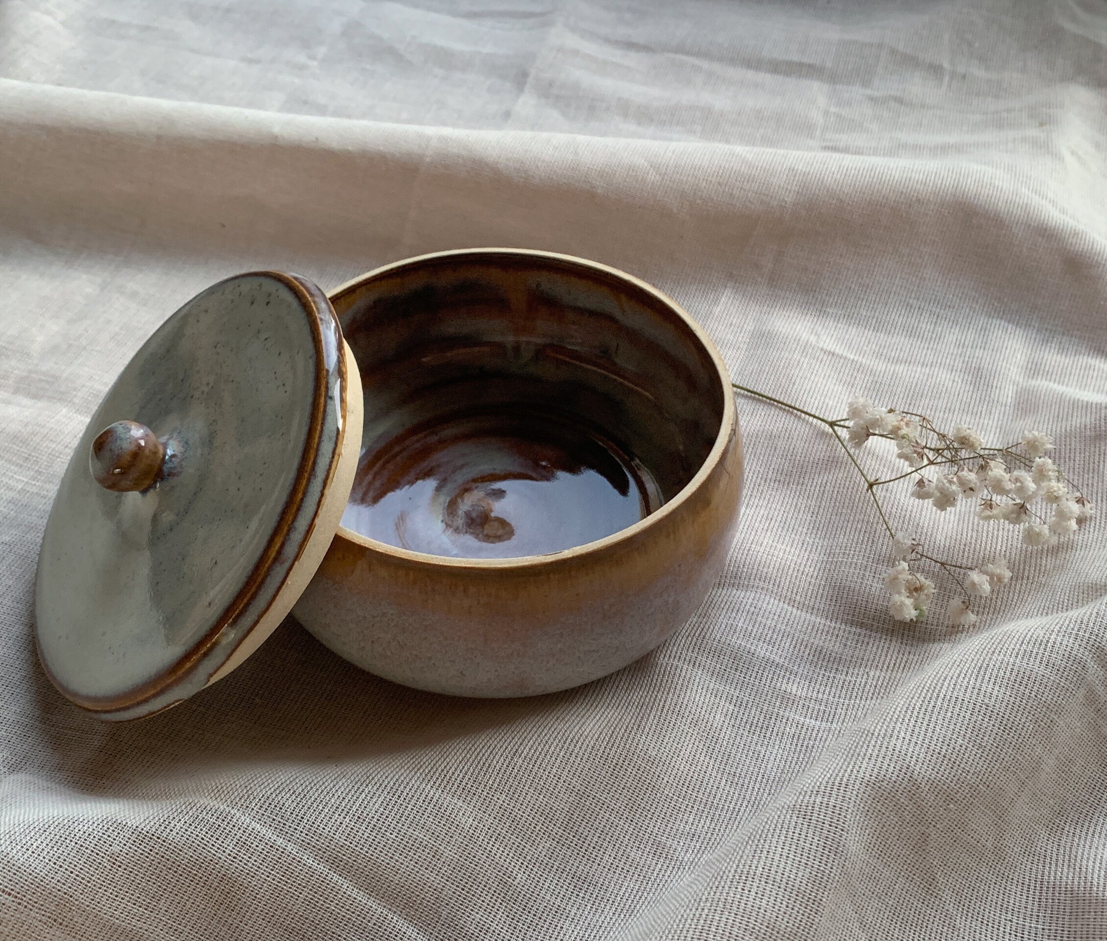 Tarro Arena bajo tapa plana - 2